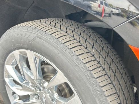 Used 2021 Chevrolet Suburban High Country AWD/4WD image 18