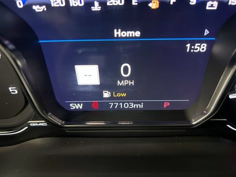 Used 2021 GMC Sierra 2500 Denali w/ Denali Ultimate Package AWD/4WD image 13