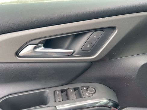 New 2026 Chevrolet Traverse LT w/ Sun and Wheel Package image 8