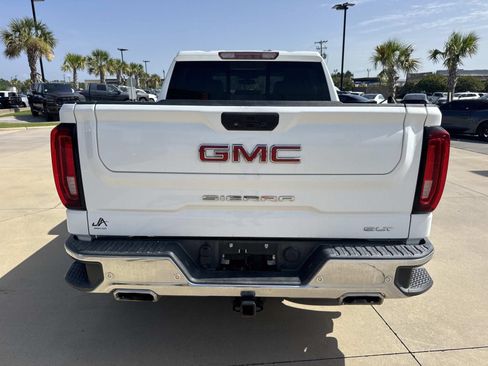 Used 2021 GMC Sierra 1500 SLT AWD/4WD image 6