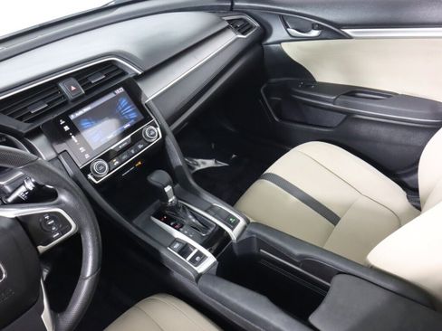 Used 2016 Honda Civic EX image 31