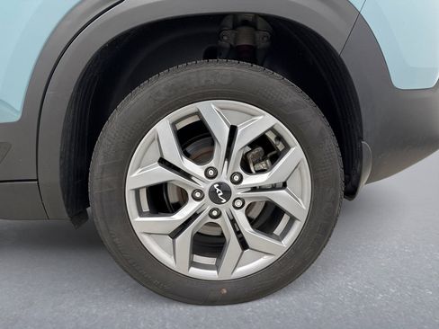 Used 2024 Kia Seltos S image 13