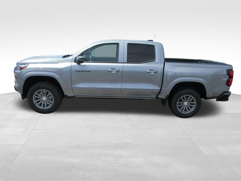New 2026 Chevrolet Colorado LT w/ LT Convenience Package AWD/4WD image 3