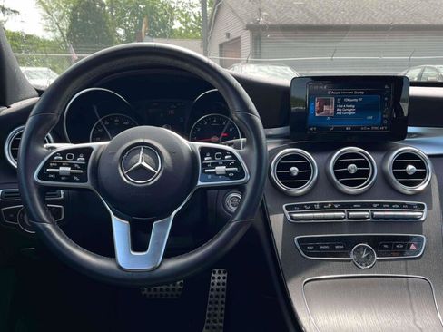 Used 2019 Mercedes-Benz C 300 4MATIC Sedan image 2
