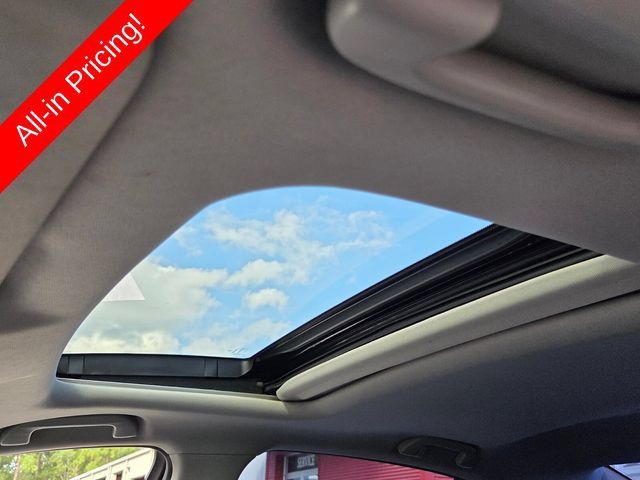 Used 2018 Acura TLX w/ Technology Package FWD image 9