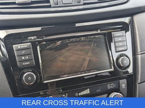 Used 2019 Nissan Rogue SV image 8