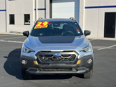 Used 2024 Subaru Crosstrek 2.5i Wilderness image 2