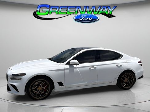 Used 2022 Genesis G70 3.3T RWD image 1