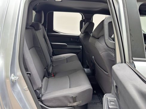 Used 2025 Toyota Tacoma SR5 AWD/4WD image 37