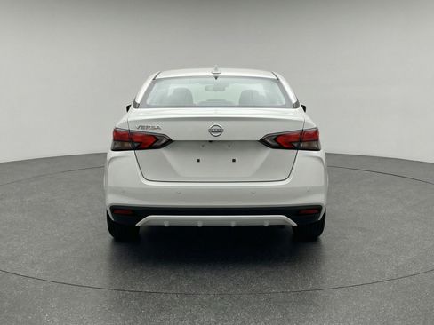 Used 2025 Nissan Versa SV image 7