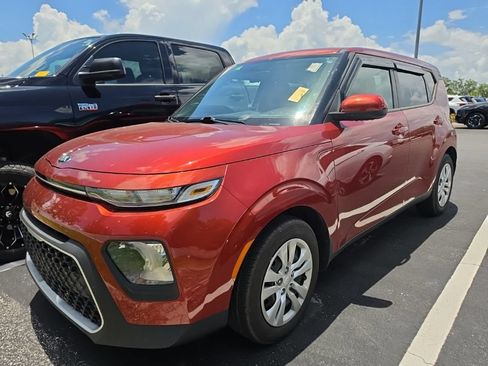 Used 2020 Kia Soul LX FWD image 4