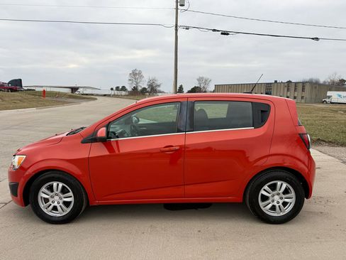 Used 2012 Chevrolet Sonic LT image 8