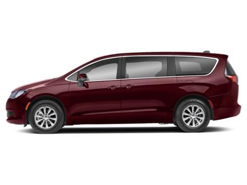 Used 2022 Chrysler Voyager LX image 7
