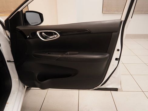 Used 2019 Nissan Sentra SV image 25