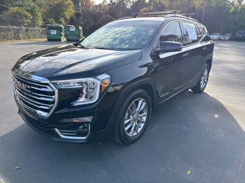 Used 2022 GMC Terrain SLT w/ Infotainment Package II image 1