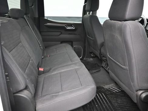 Used 2024 Chevrolet Silverado 1500 LT AWD/4WD image 19