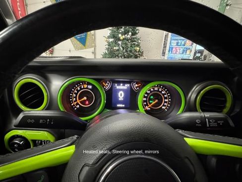 Used 2022 Jeep Gladiator Sport image 18