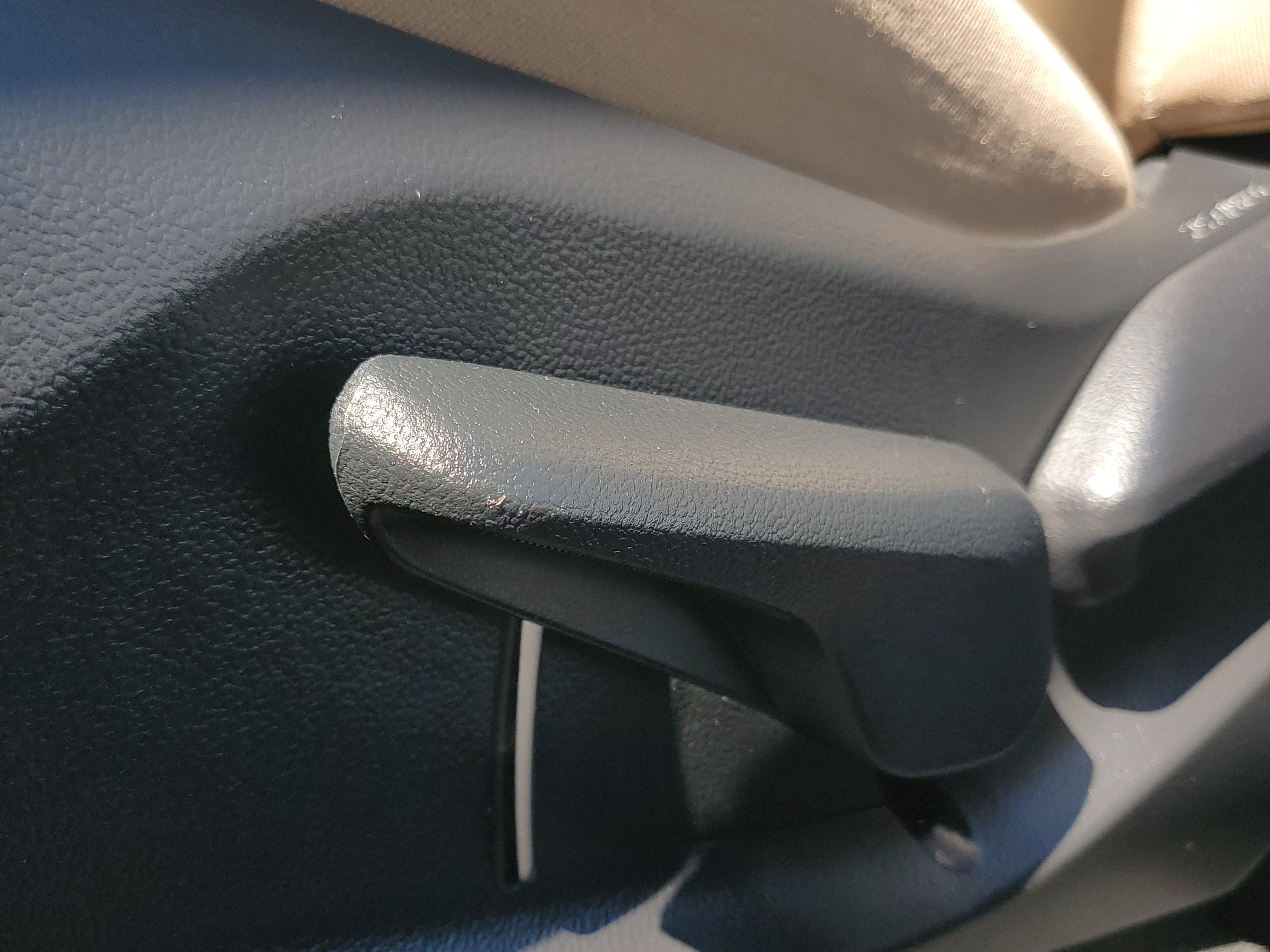 Certified 2025 Toyota RAV4 LE AWD/4WD image 21