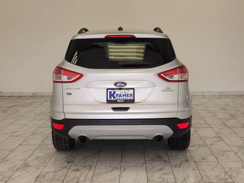 Used 2016 Ford Escape SE w/ Equipment Group 201A FWD image 6