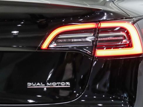 Used 2022 Tesla Model 3 Performance AWD/4WD image 11