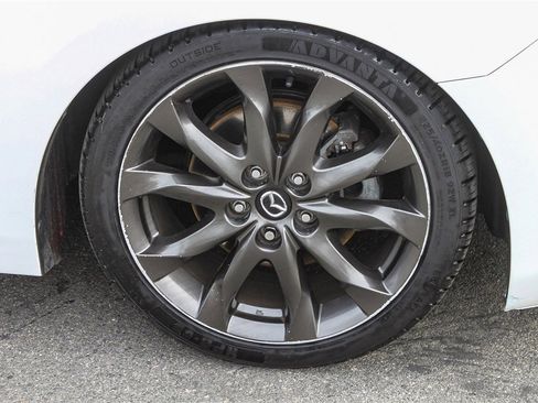 Used 2017 MAZDA MAZDA3 Touring image 12