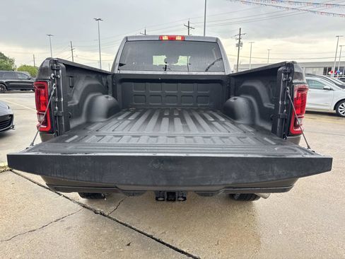 Used 2026 RAM 2500 Big Horn AWD/4WD image 8