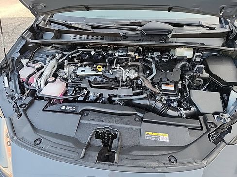 Used 2024 Toyota Prius Prime FWD image 11