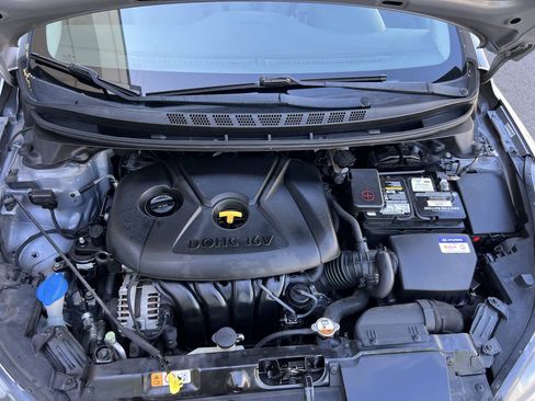 Used 2014 Hyundai Elantra Limited FWD image 22