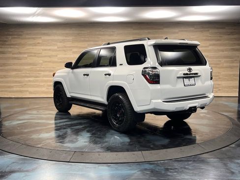 Used 2024 Toyota 4Runner SR5 Premium w/ Moonroof Package RWD image 8