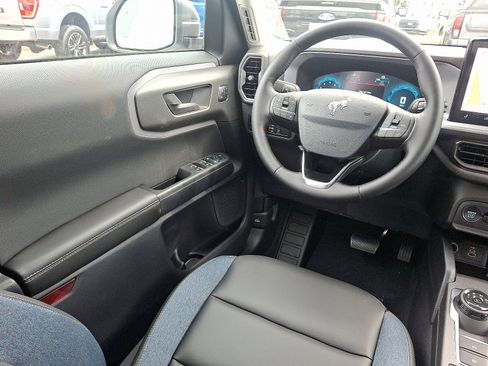 New 2025 Ford Bronco Sport Outer Banks w/ Outer Banks Tech Package+ image 32