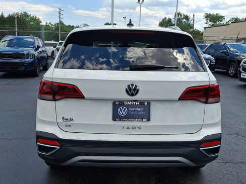 Certified 2023 Volkswagen Taos SE FWD image 5