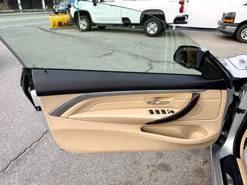 Used 2014 BMW 428i xDrive Convertible image 27