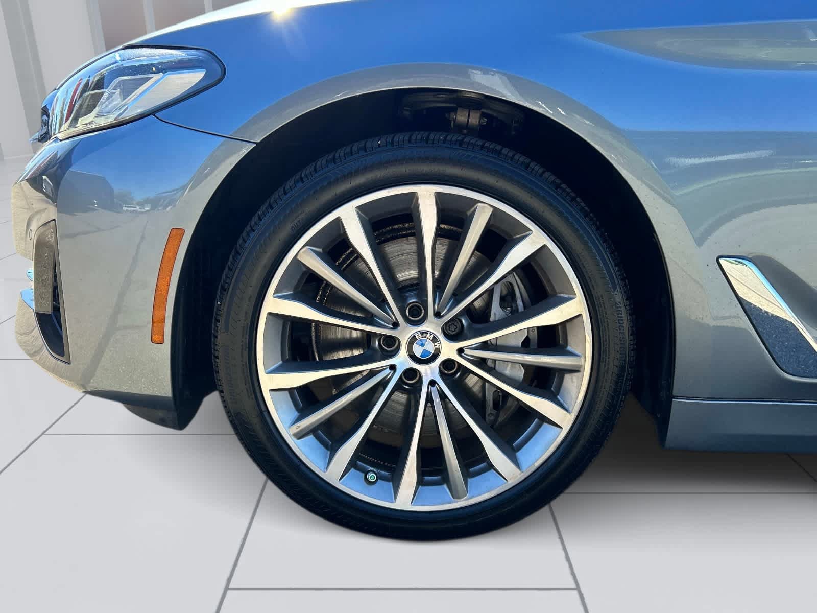 Used 2022 BMW 540i xDrive w/ Premium Package AWD/4WD image 9