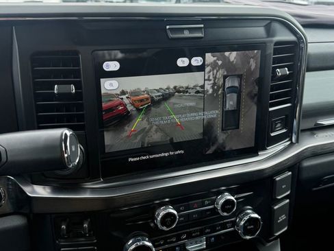 New 2026 Ford F250 Lariat w/ Black Appearance Package image 36