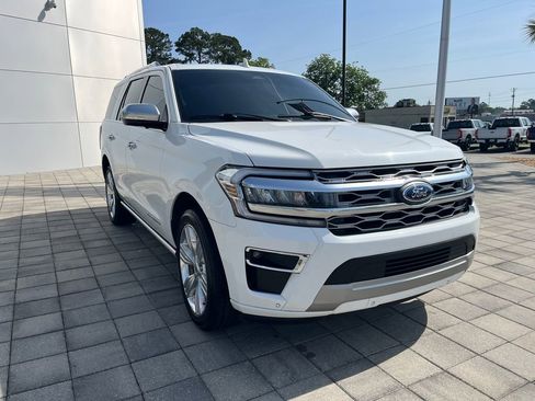 Used 2022 Ford Expedition Platinum RWD image 8