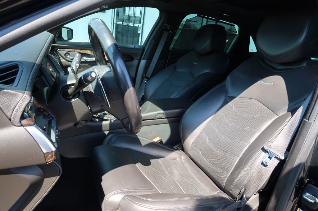 Used 2018 Cadillac CT6 Premium Luxury w/ Super Cruise Package AWD/4WD image 6
