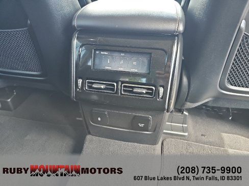 Used 2024 Lincoln Aviator Reserve AWD/4WD image 34