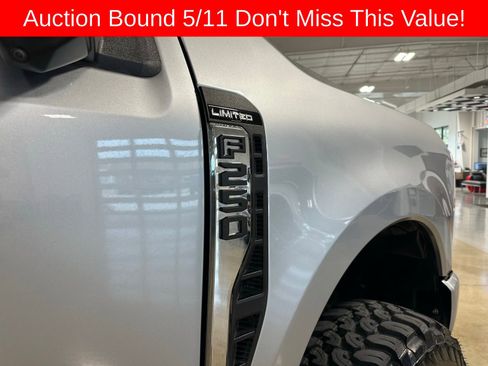 Used 2024 Ford F250 Limited w/ FX4 Off-Road Package AWD/4WD image 9