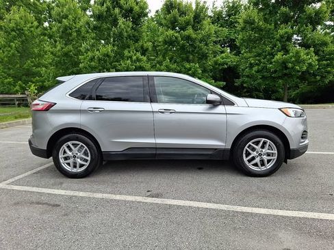 Used 2024 Ford Edge SEL AWD/4WD image 7