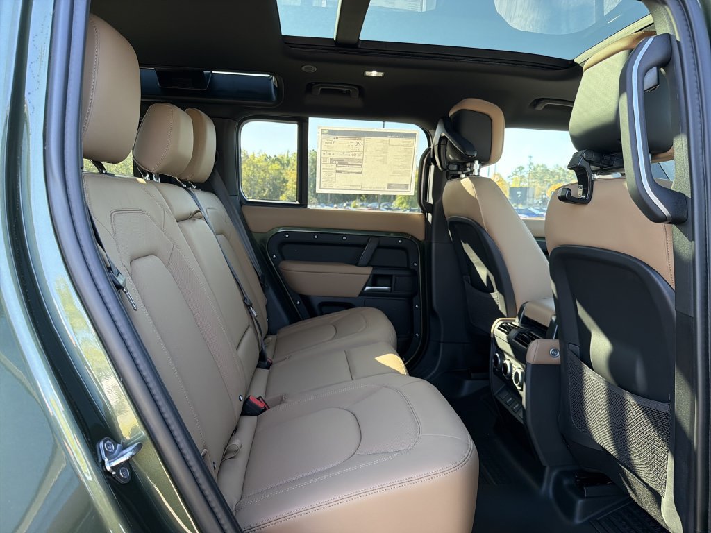 New 2026 Land Rover Defender 110 S AWD/4WD image 13