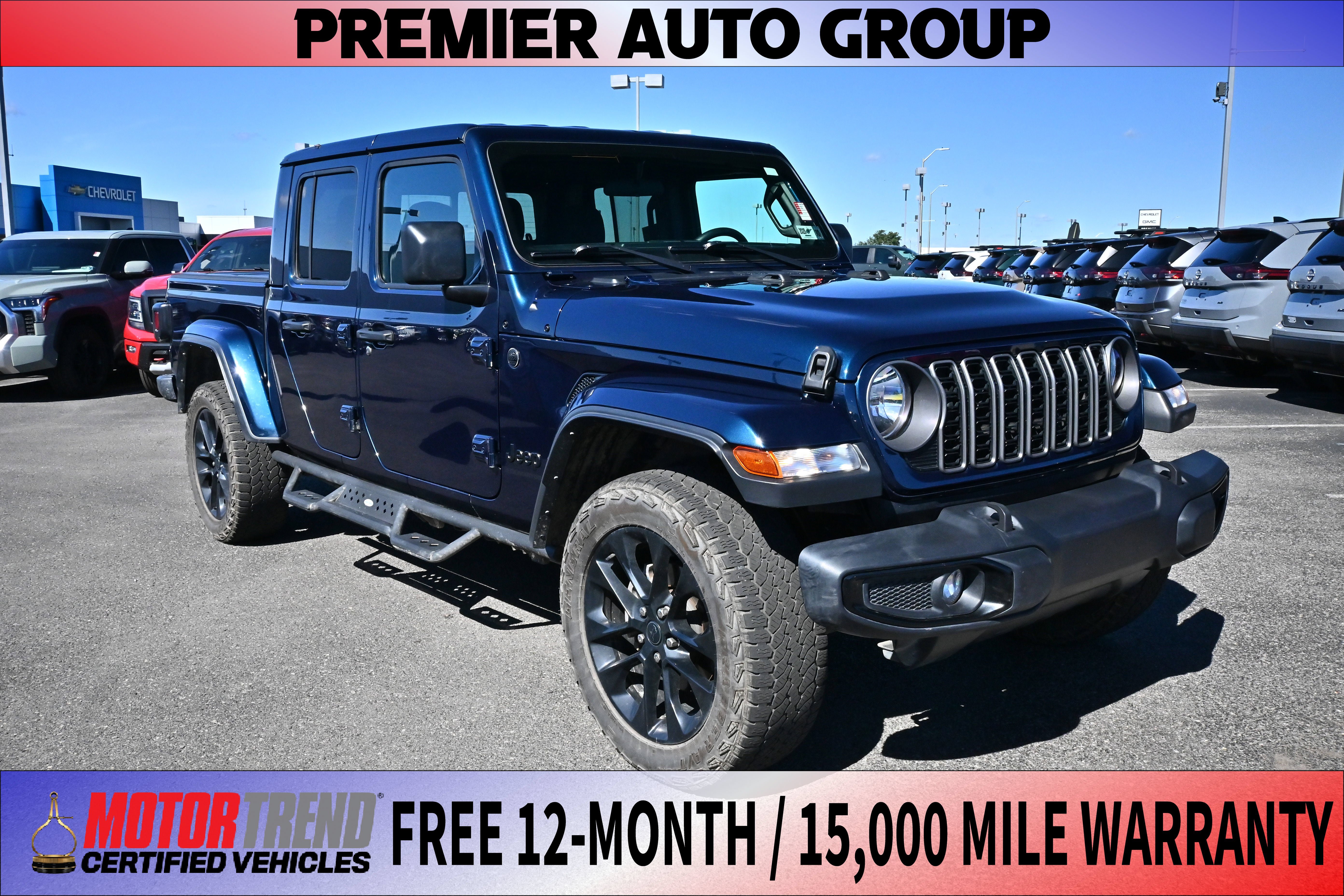 Used 2025 Jeep Gladiator Sport AWD/4WD image 1