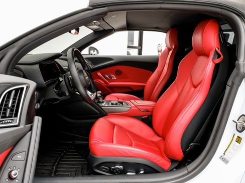 Used 2020 Audi R8 V10 w/ 20" Wheel Package image 10