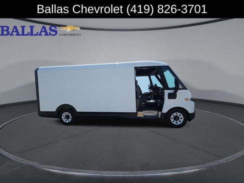 Used 2024 Chevrolet Brightdrop 600 AWD/4WD image 2