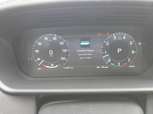 Certified 2025 Land Rover Discovery Dynamic SE AWD/4WD image 24