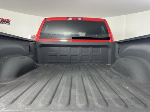 Used 2024 RAM 2500 Big Horn w/ Sport Appearance Package image 8