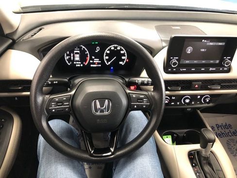 Used 2024 Honda HR-V LX image 17