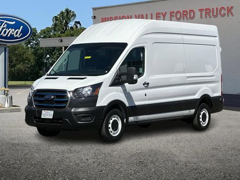 Used 2022 Ford E-Transit 148 High Roof w/ Load Area Protection Package RWD image 8