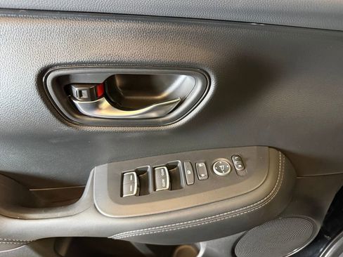 Used 2026 Honda HR-V EX-L image 17