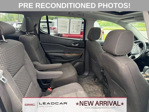 Used 2017 GMC Acadia SLE AWD/4WD image 13