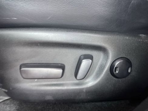 Used 2016 Toyota RAV4 Limited image 35